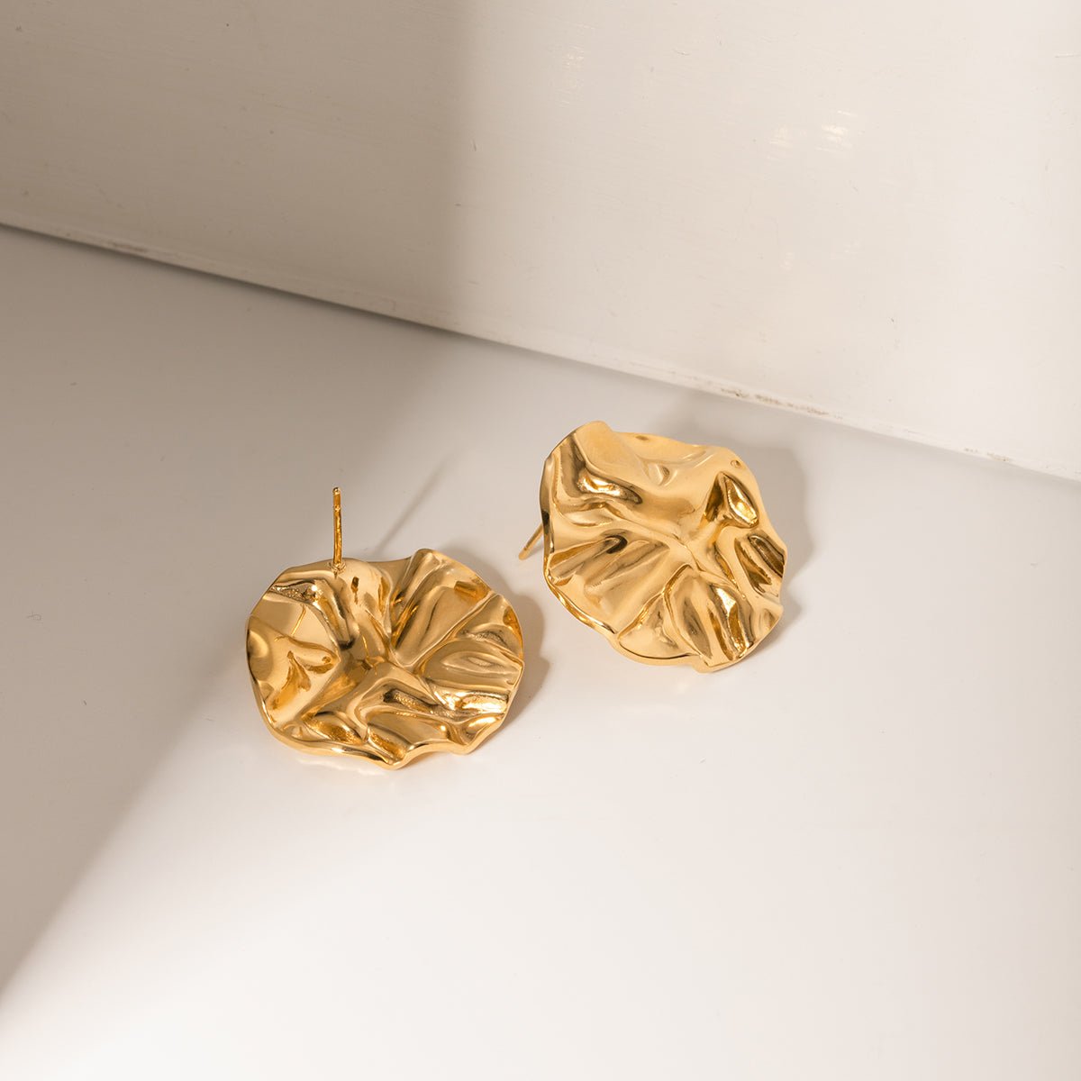 Beach Rose Co. - Gold Round Crinkle Stud Earrings