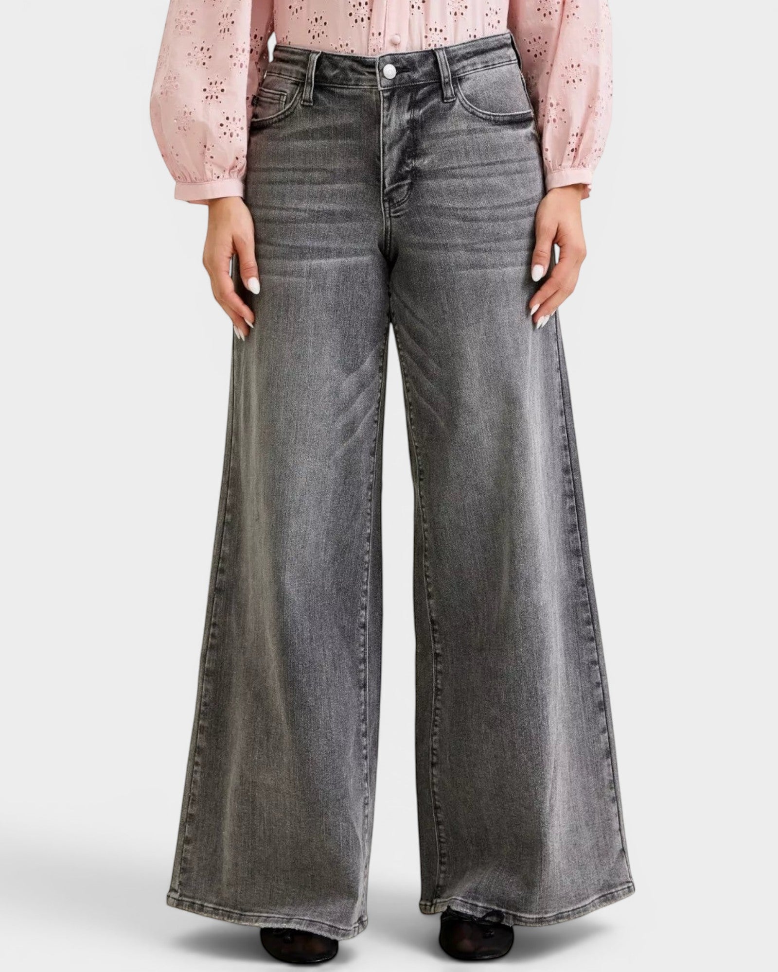 Beach Rose Co. Gray wash wide leg jeans with mid-rise waist and pockets. Made from cotton blend.