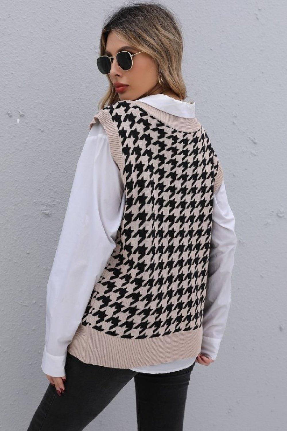 Beach Rose Co. - Houndstooth V - Neck Knit Vest in Khaki