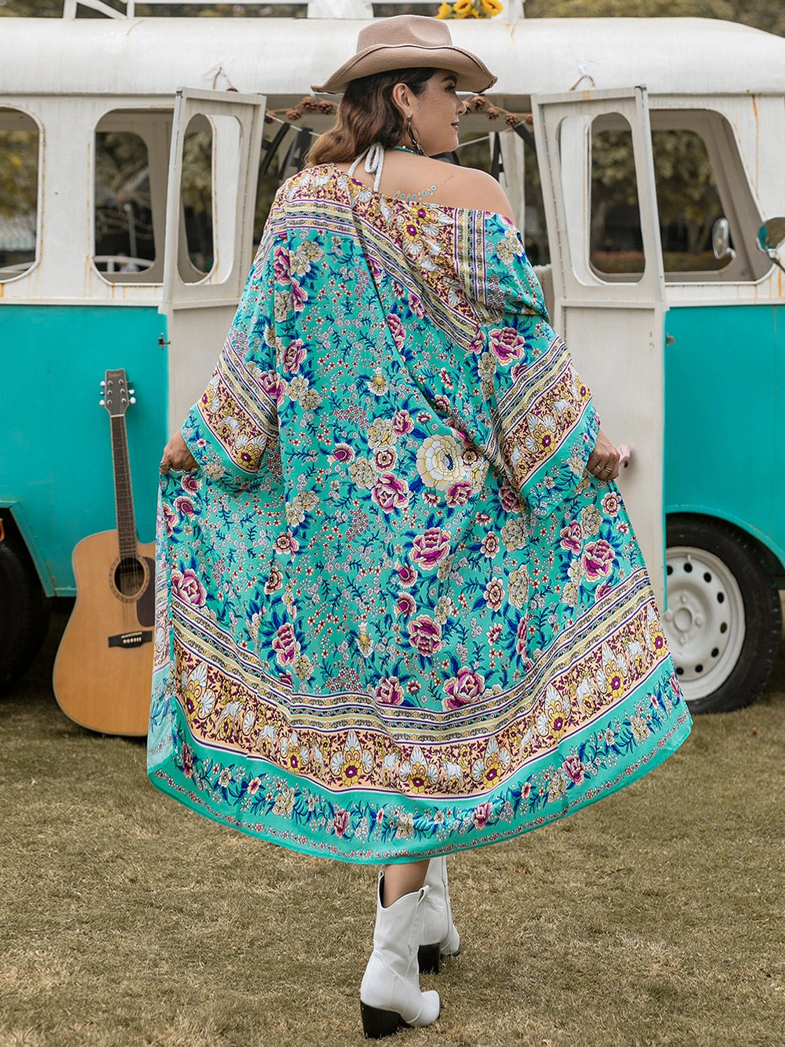 Beach Rose Co. - Plus Size Floral Print Open Front Longline Kimono