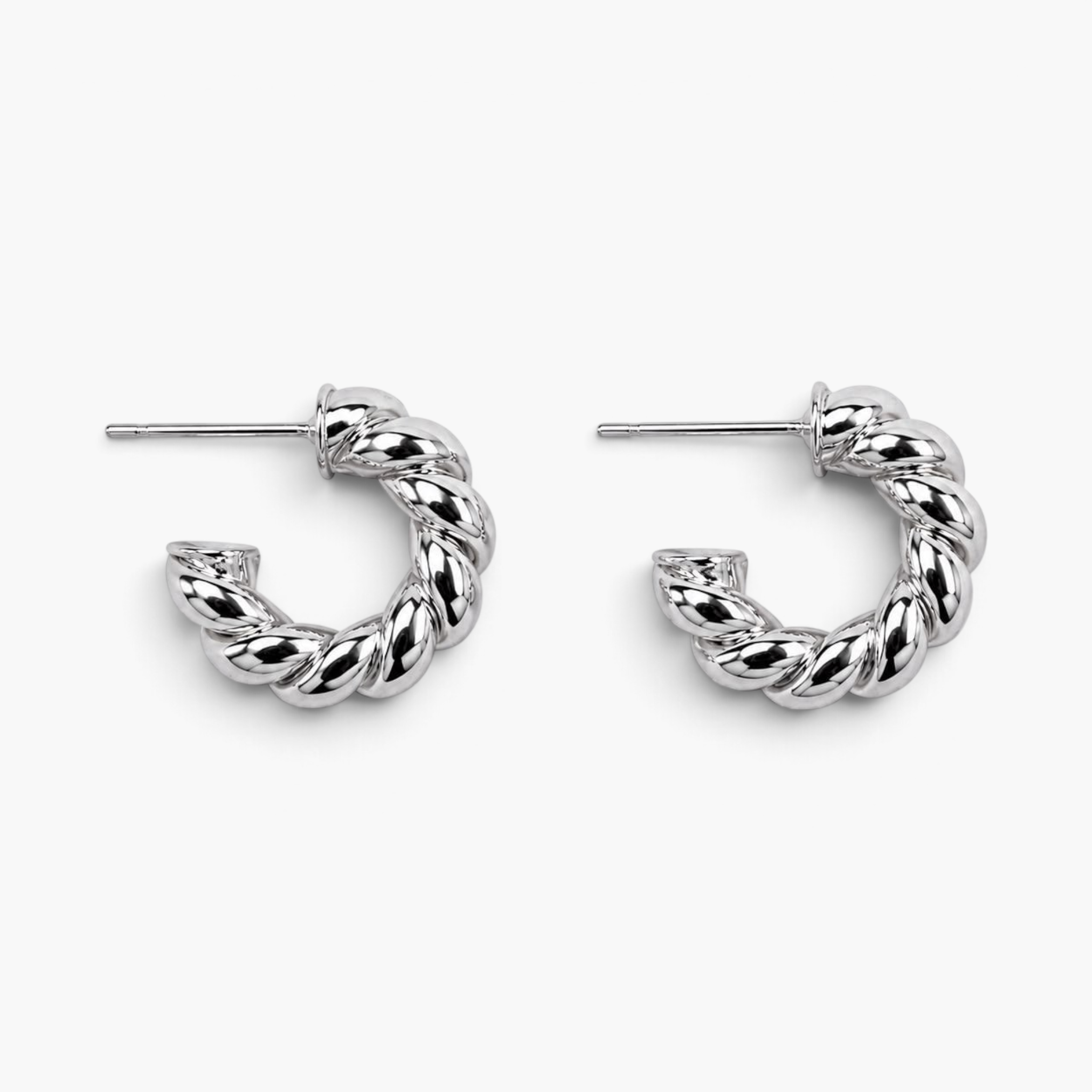 Beach Rose Co. rhodium-plated twisted rope hoop earrings with a polished finish and compact 17mm design.
