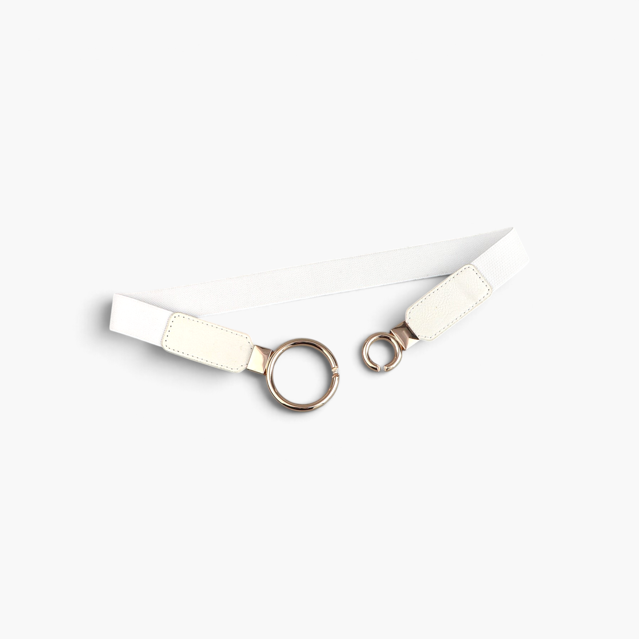 Beach Rose Co. white slim elastic waist belt featuring an asymmetric double-ring alloy buckle and stitched PU tabs.