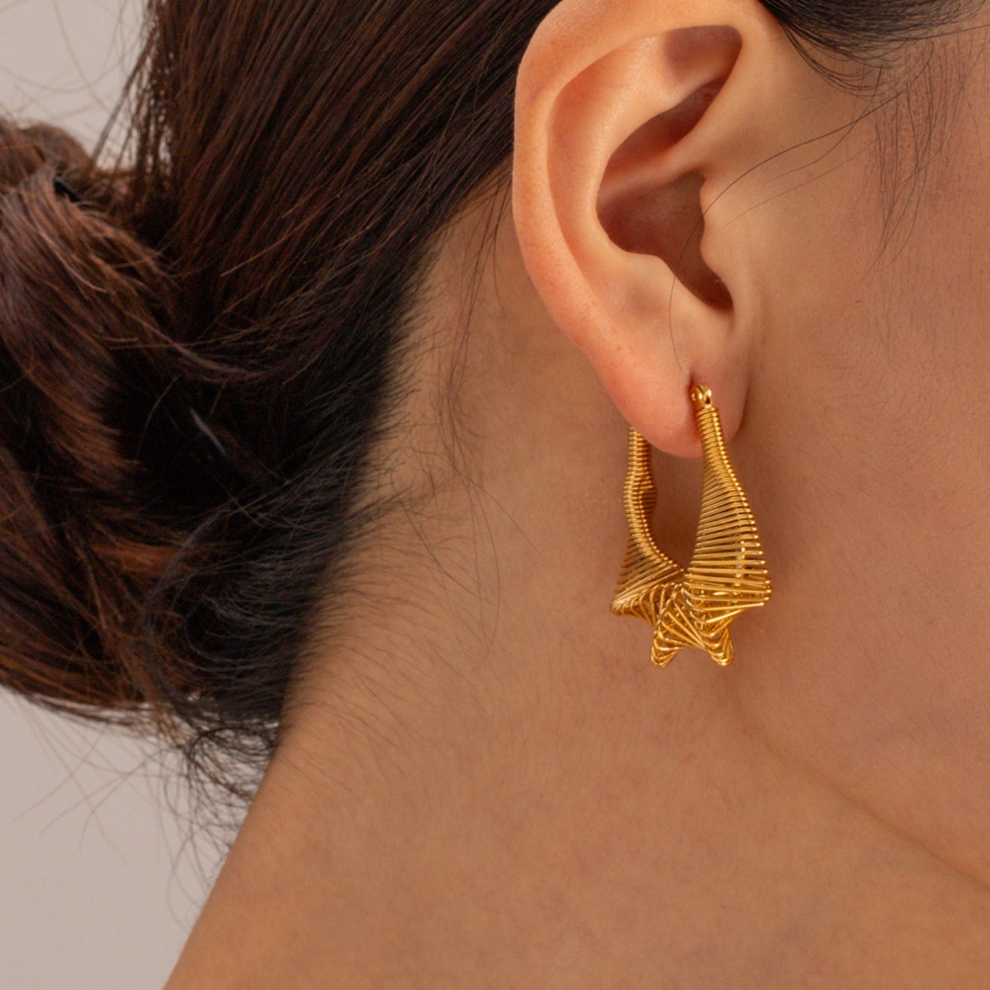 Beach Rose Co.Gold Spiral Wire Hoop Earrings