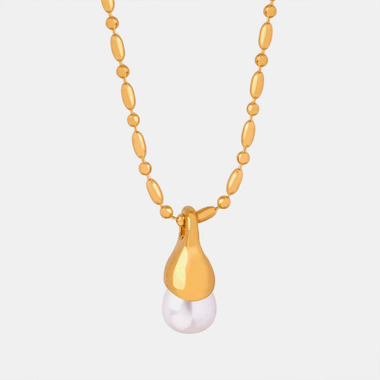 Beach Rose Co.Pearl Pendant Gold Necklace