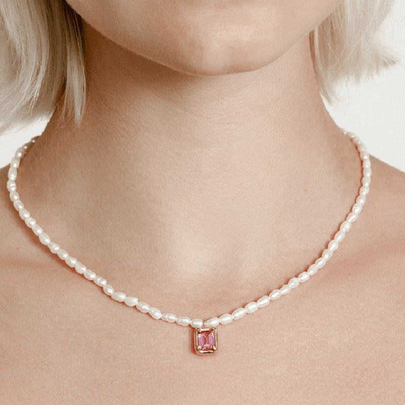 Beach Rose Co.Pearl Pendant Necklace in Fuchsia Pink