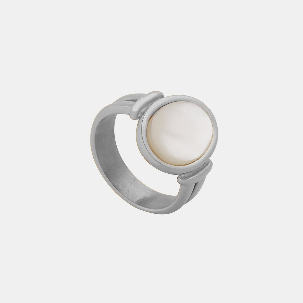 Beach Rose Co.White Sea Shell Ring