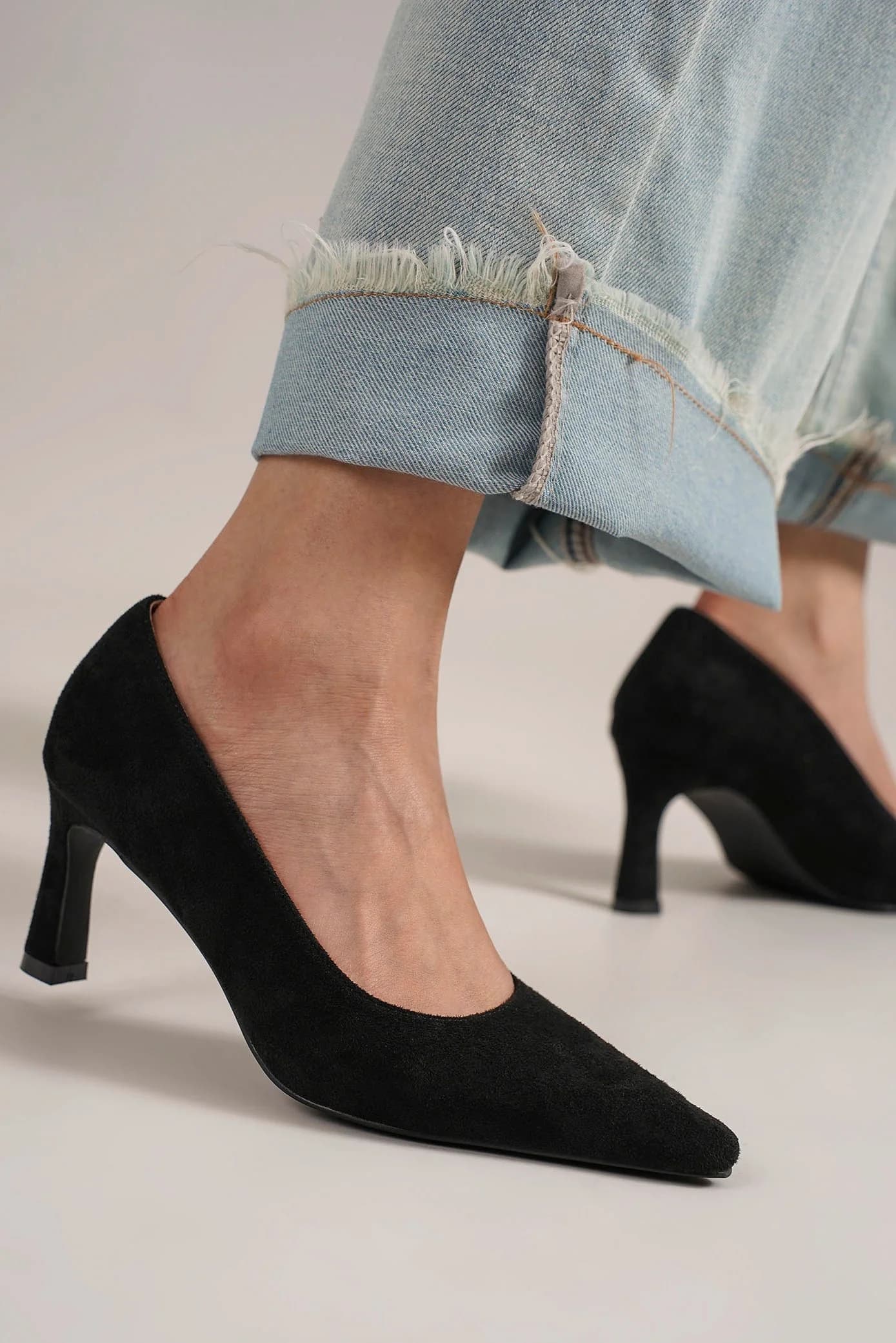 BEAST FASHION - Black Vegan Suede Pumps