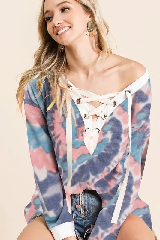 BiBi - Lace - Up Tie - Dye Pullover in Navy Coral Marble
