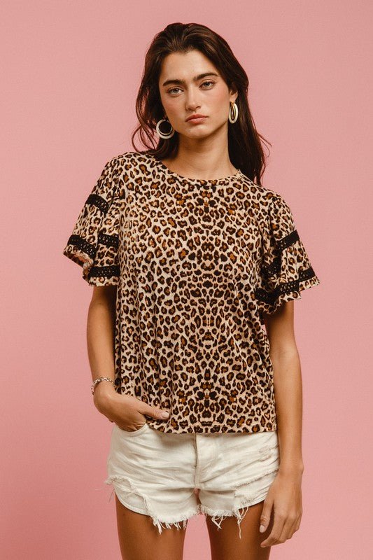 BiBi - Leopard Print Short Sleeve Top