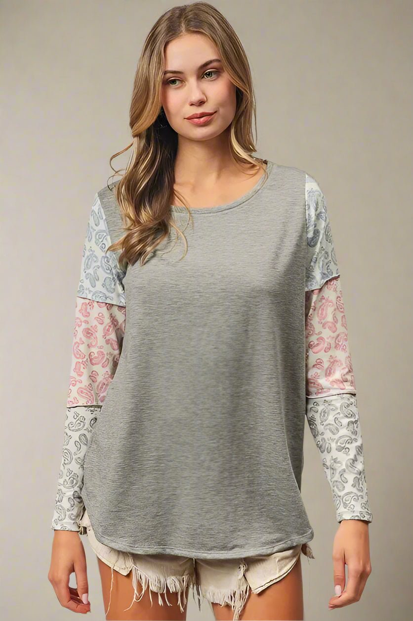 BiBi - Paisley Patch Long Sleeve Top in Heather Gray Multi