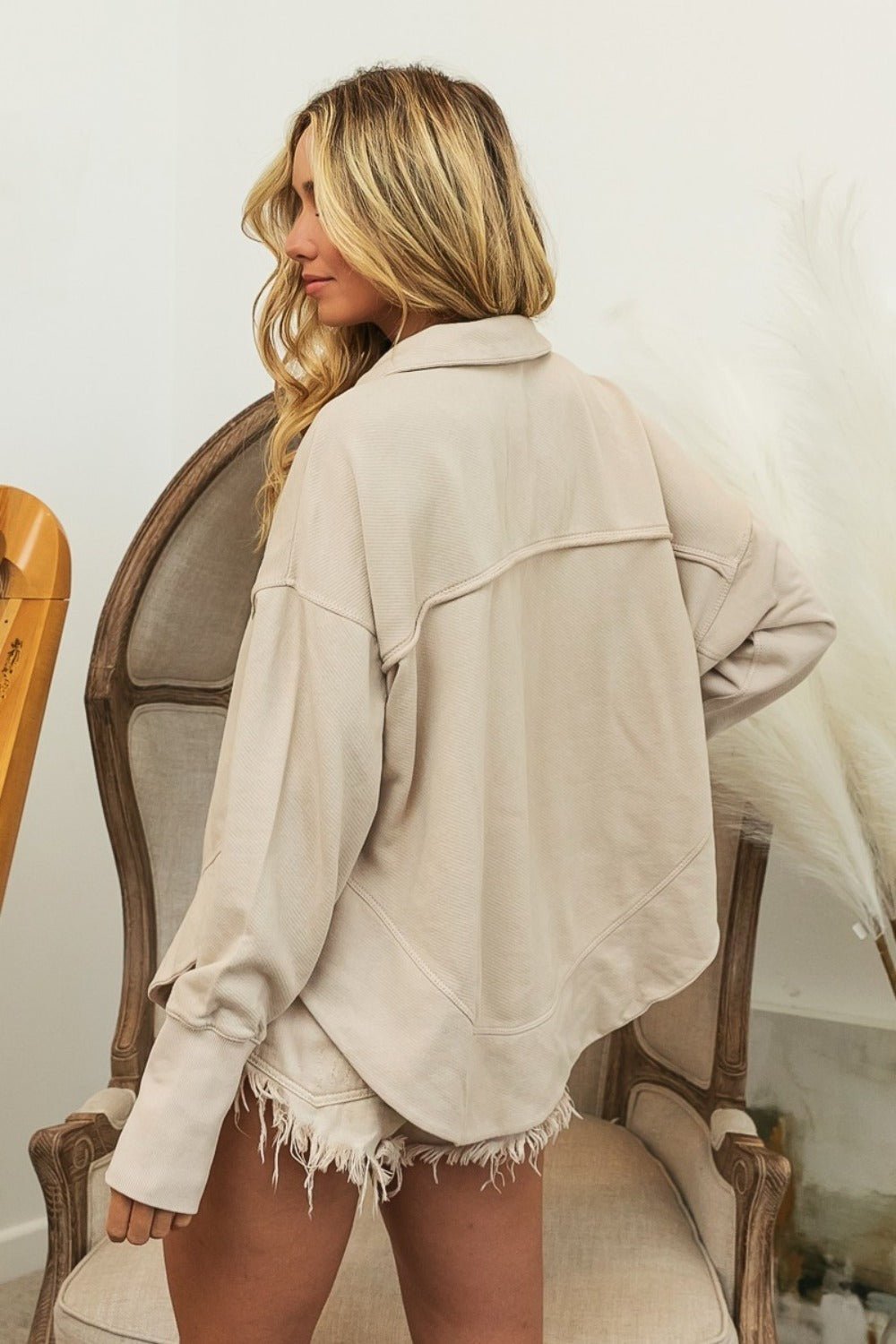 BiBi - Washed Thumbhole Cuff Sweatshirt in Taupe