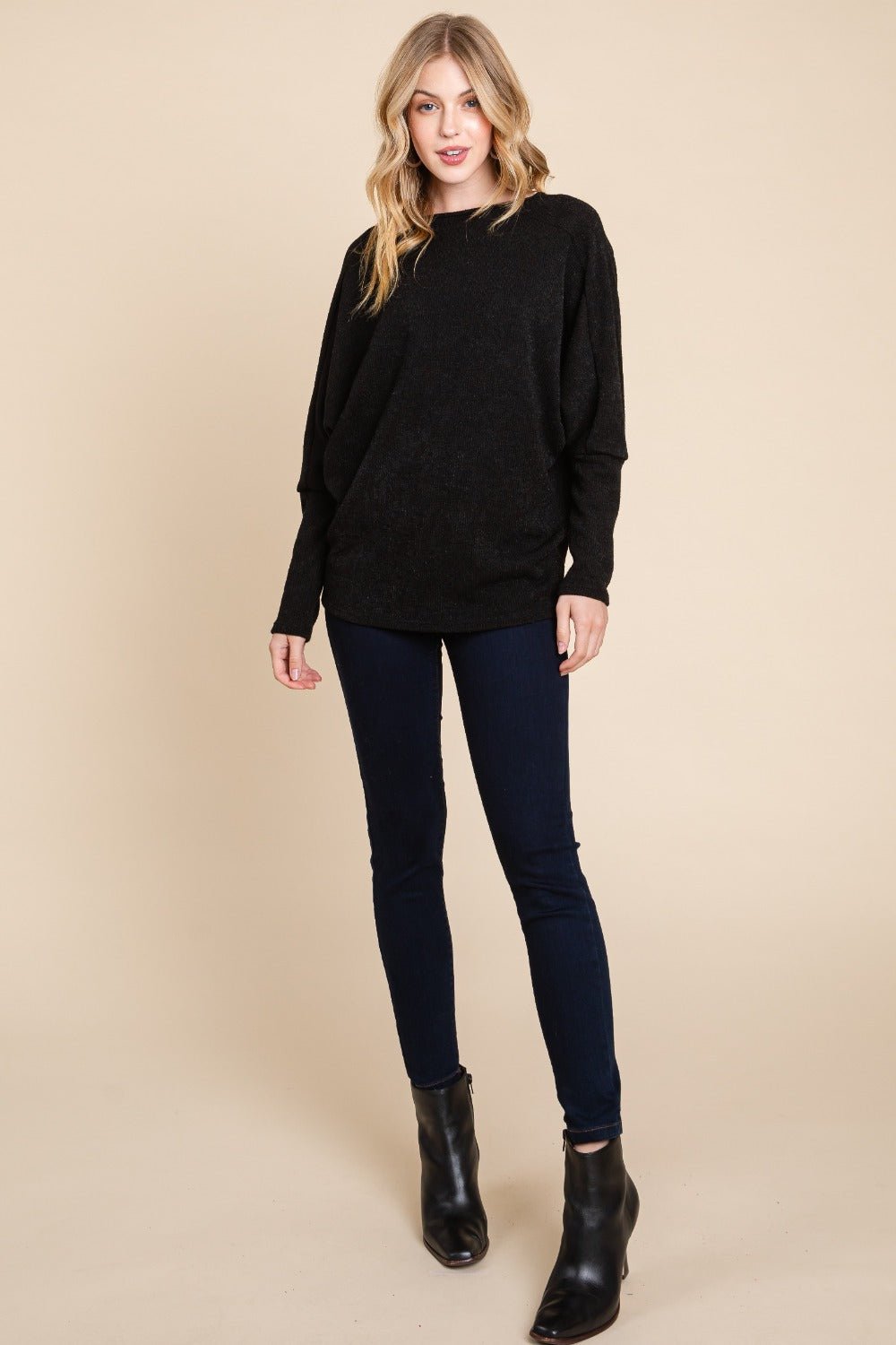 BOMBOM - Black Drop Shoulder Long Sleeve Knit Top