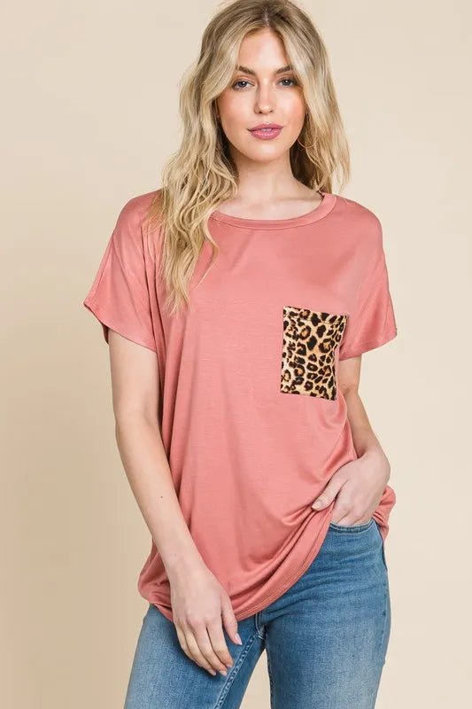 BOMBOM - Dusty Rose Leopard Pocket Tee