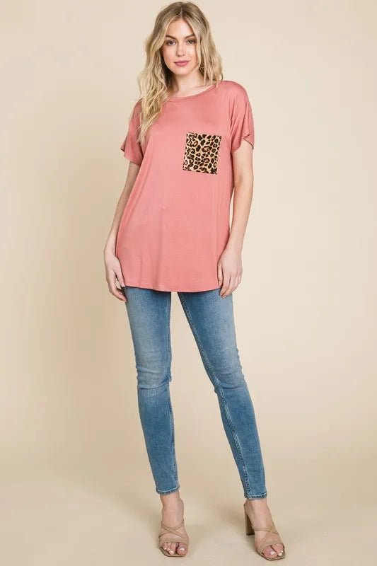 BOMBOM - Dusty Rose Leopard Pocket Tee