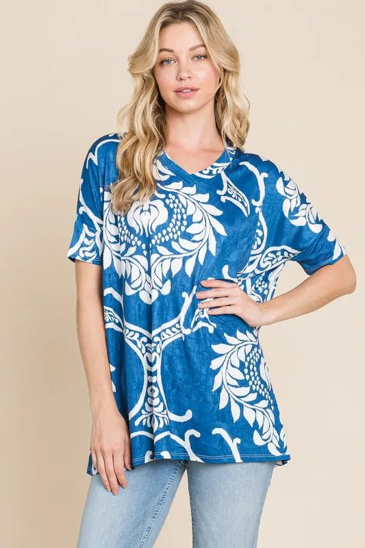 BOMBOM - Indigo Blue Floral Baroque V - Neck Tee