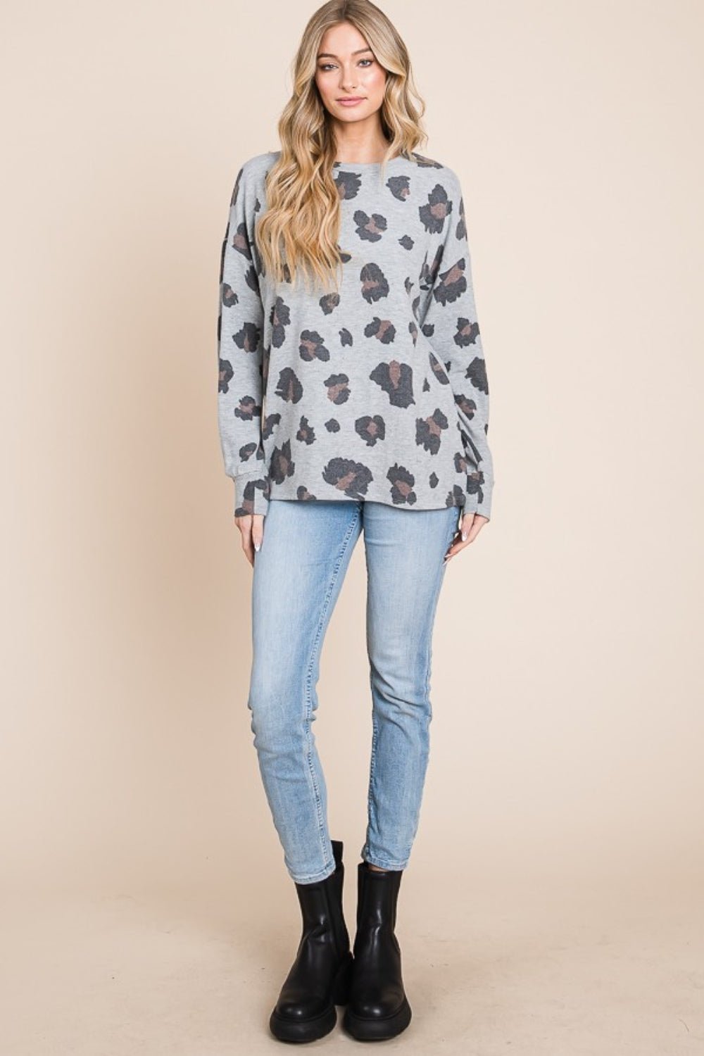 BOMBOM - Leopard Print Drop Shoulder T - Shirt in Gray