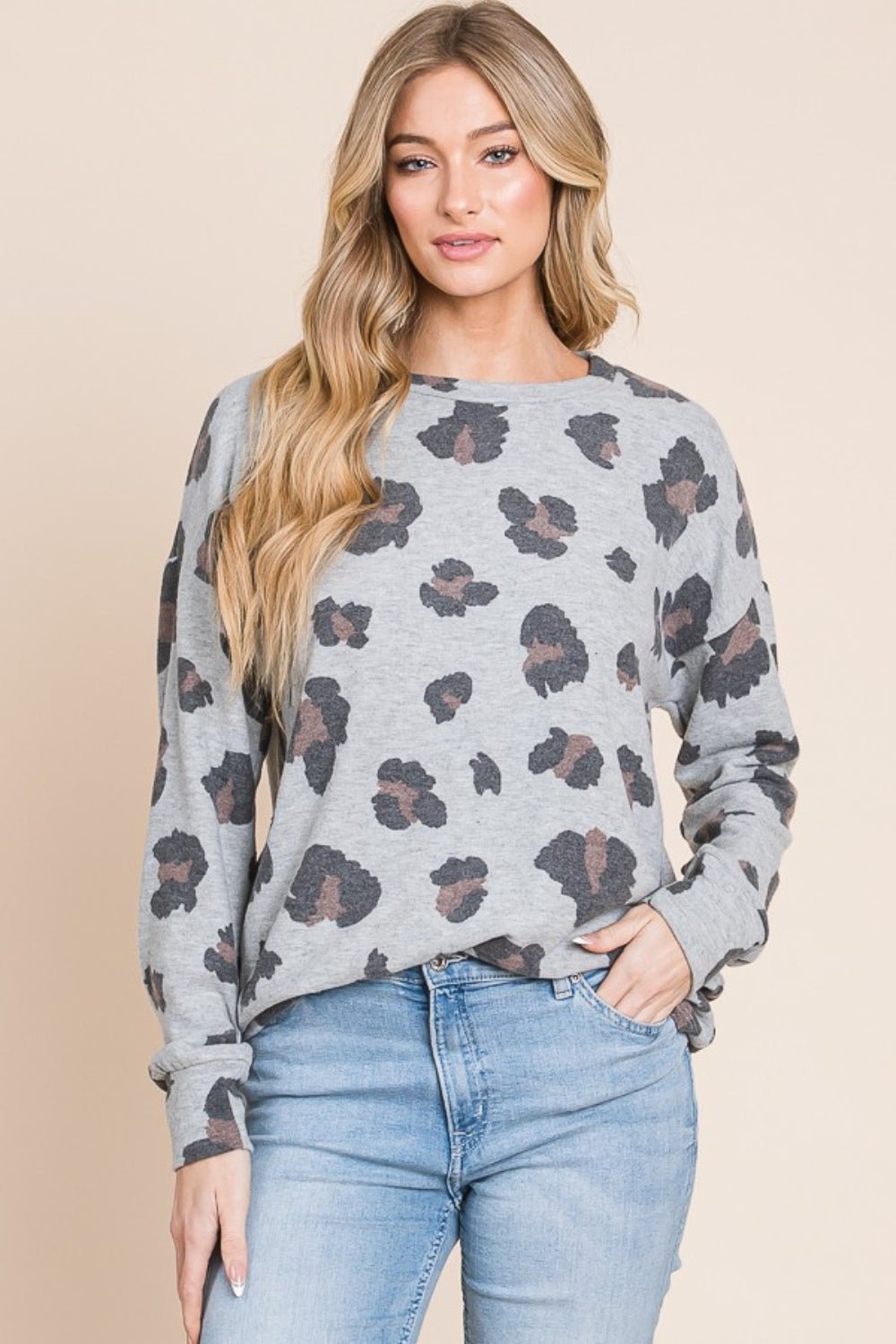 BOMBOM - Leopard Print Drop Shoulder T - Shirt in Gray