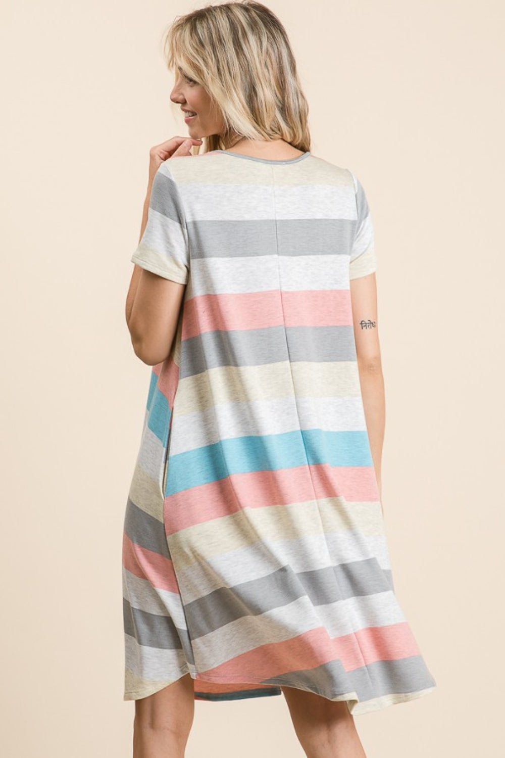 BOMBOM - Striped Short Sleeve Knee - Length Dress with Pockets