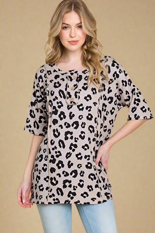 BOMBOM - Taupe Leopard Button Tee