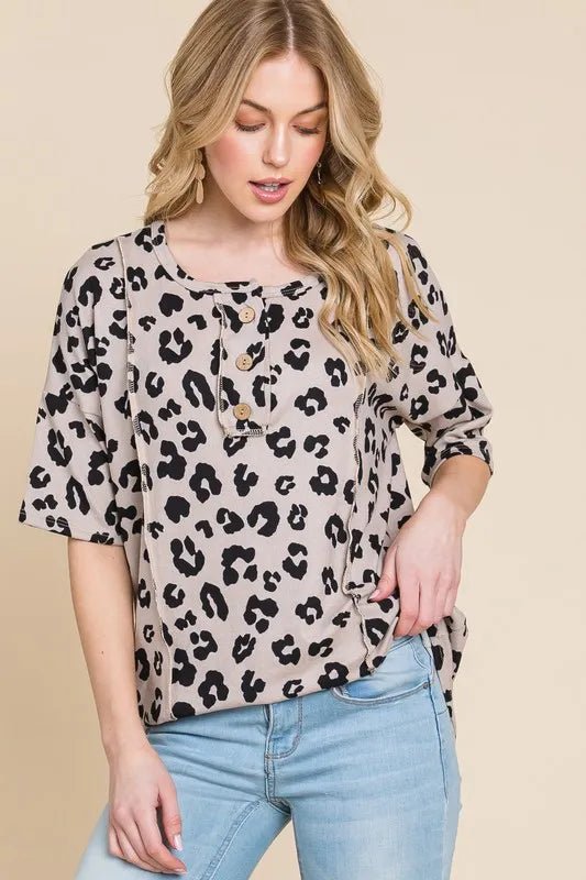 BOMBOM - Taupe Leopard Button Tee