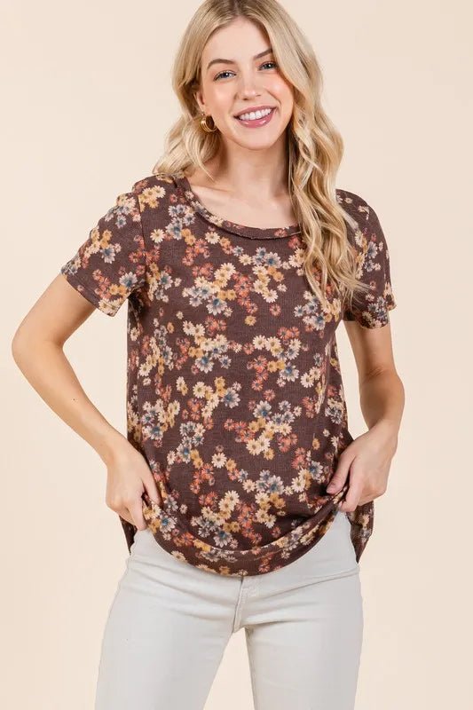 BOMBOM - Vintage Brown Ditsy Floral Tee