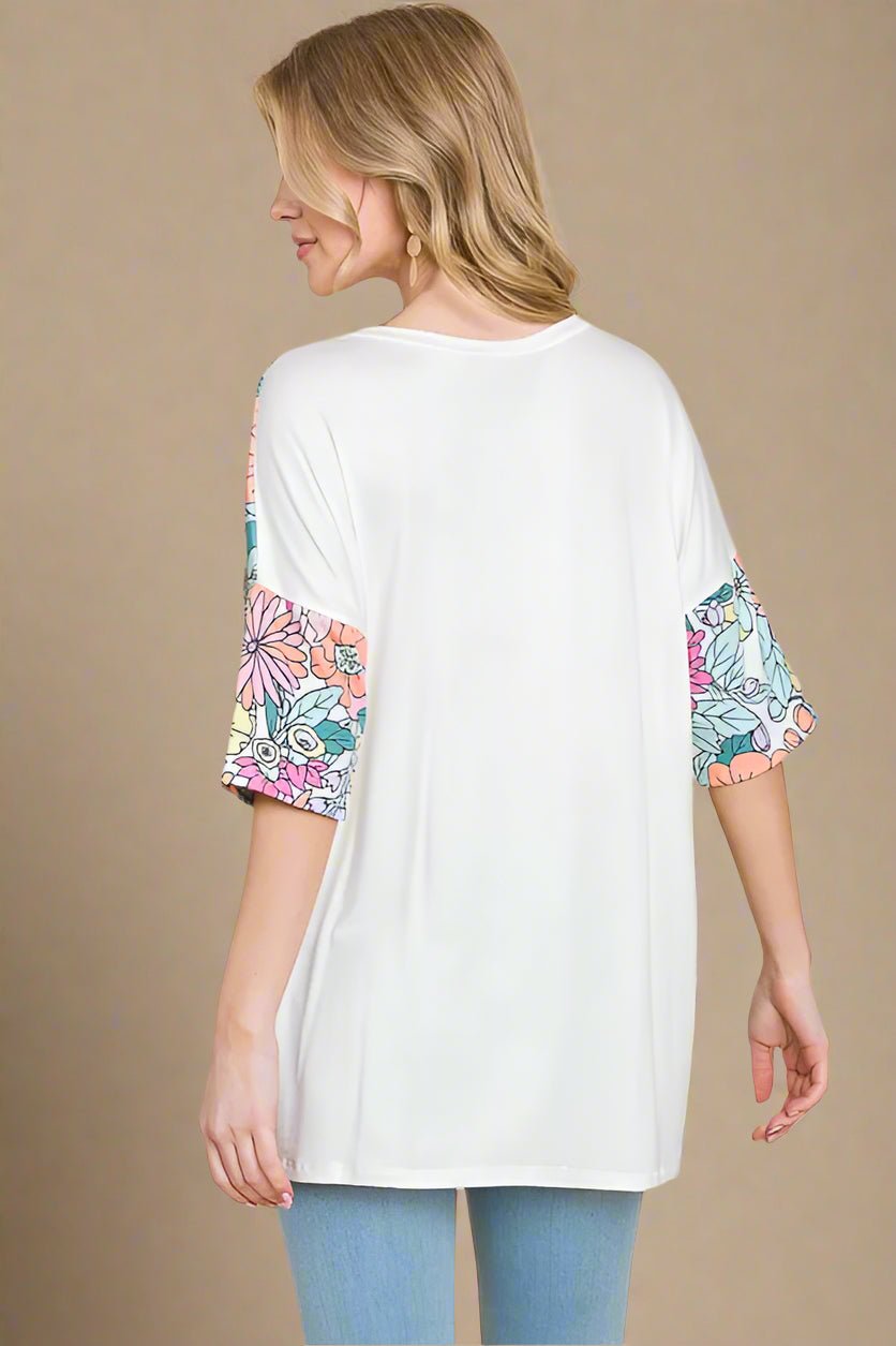 BOMBOM - White Floral Sleeve Colorblock Top