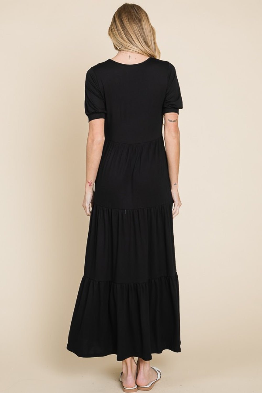 BOMBOMShort Sleeve Tiered Maxi Dress in Black