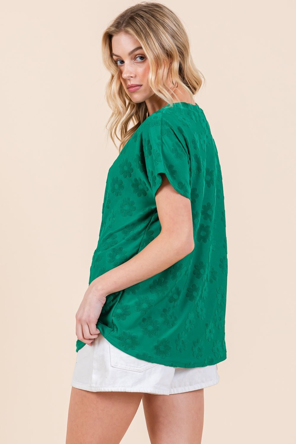 BOMBOMTextured Floral Pattern Short Sleeve T - Shirt in Green