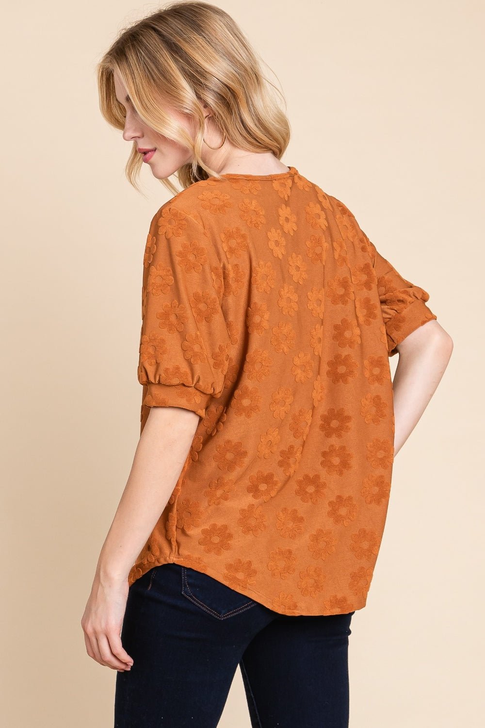 BOMBOMTextured Floral Pattern Top in Camel