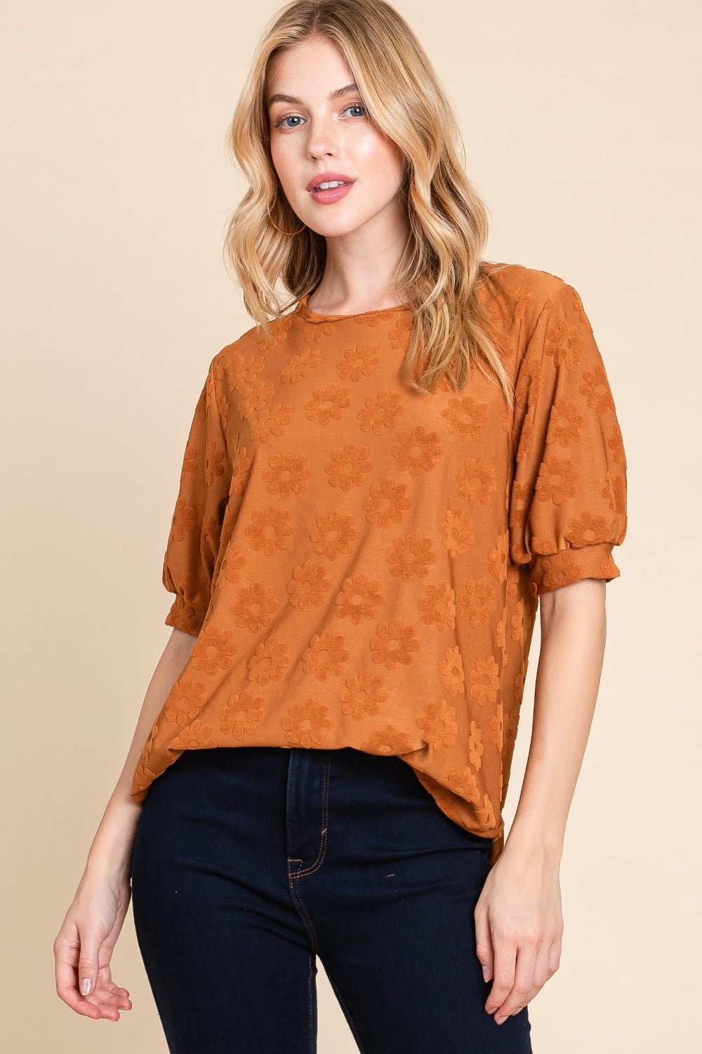 BOMBOMTextured Floral Pattern Top in Camel