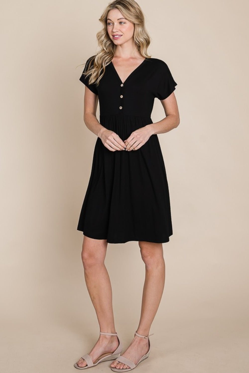 BOMBOMV - Neck Short Sleeve Mini Dress in Black