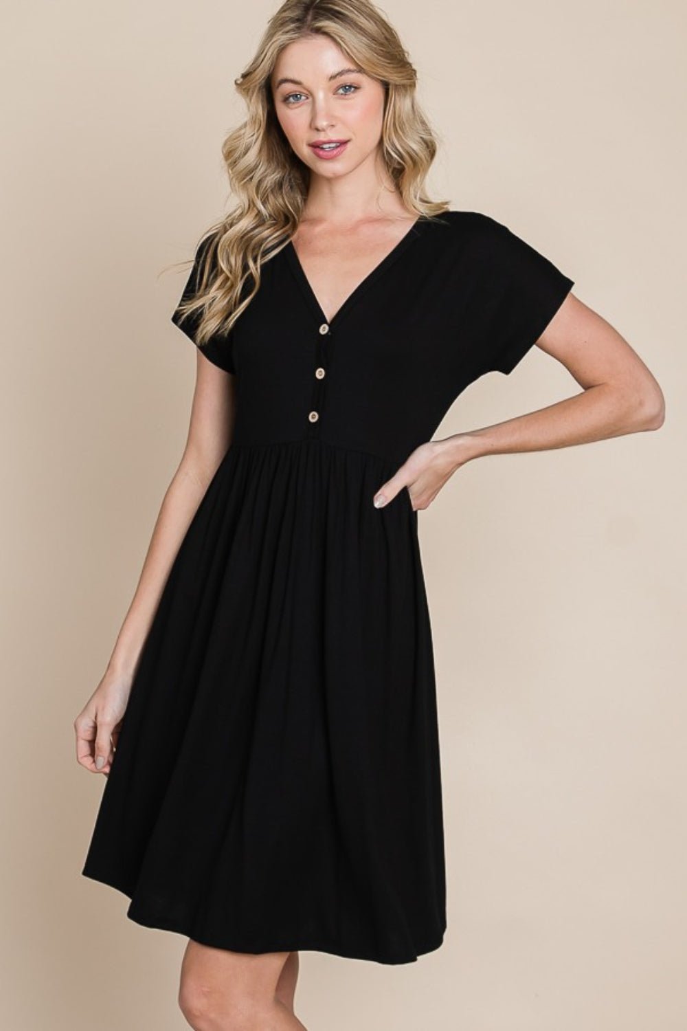 BOMBOMV - Neck Short Sleeve Mini Dress in Black