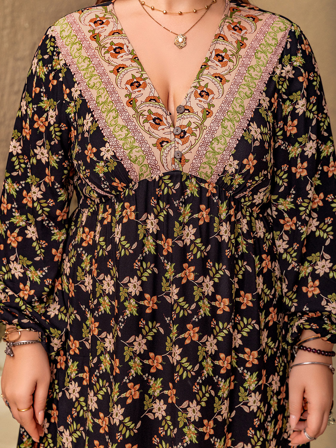 Plus Size Floral V-Neck Maxi Dress