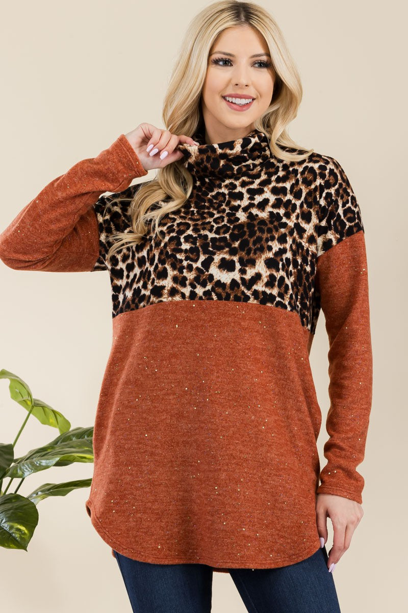 Long Sleeve Turtleneck Blouse in Rust Leopard