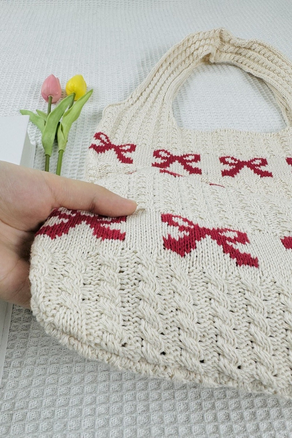 Bow Pattern Large Knit Tote Bag