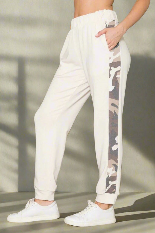 CELESTE - Camouflage Stripe Elastic Waist Sweatpants in Cream