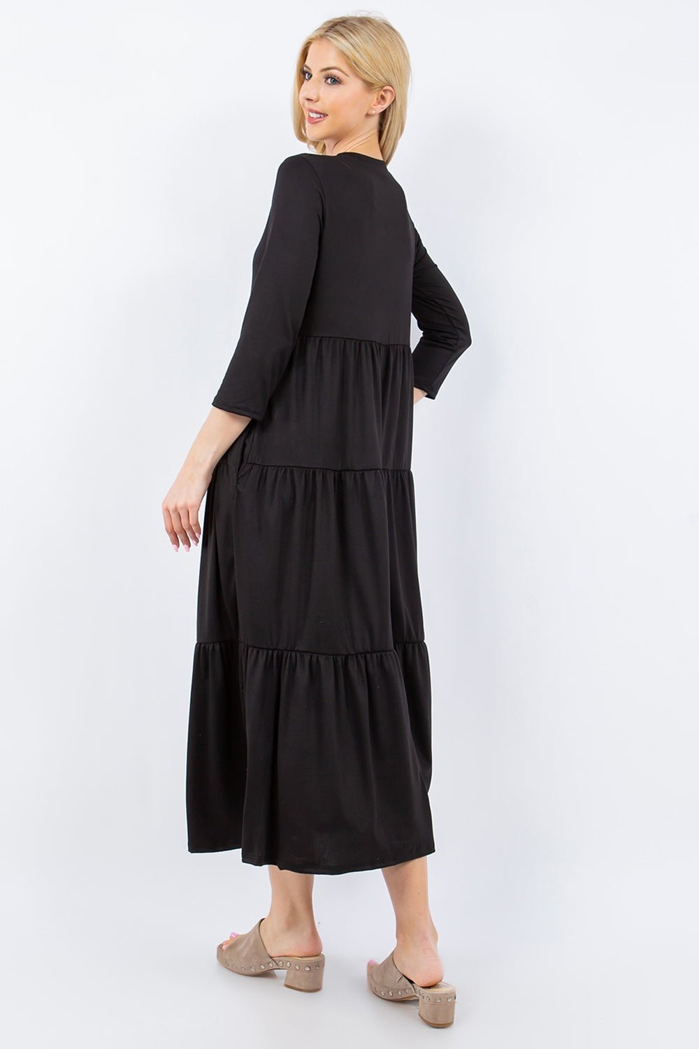 Celeste DesignTiered Midi Dress with Pockets in Black