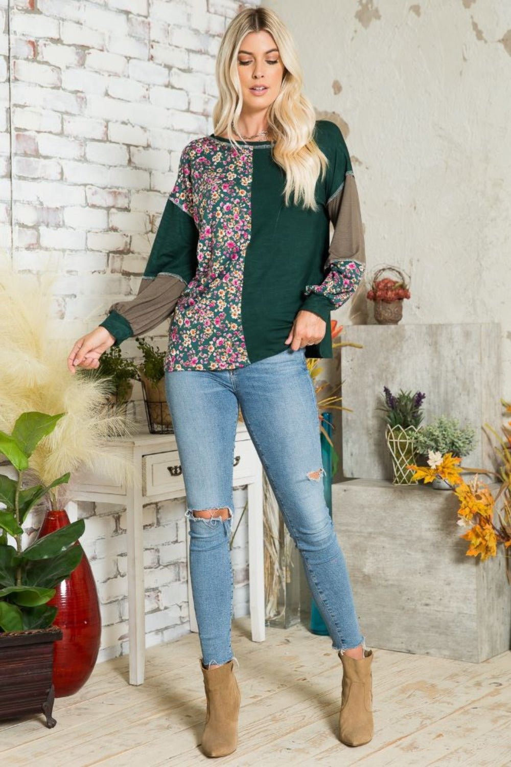 CELESTE - Floral Color Block Exposed Seam T-Shirt in Hunter Green