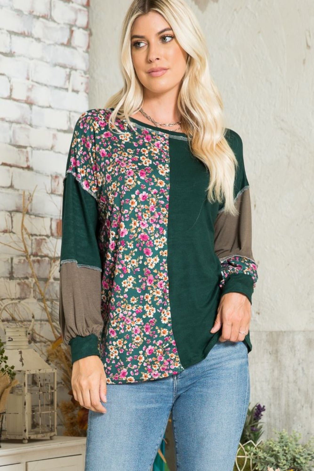 CELESTE - Floral Color Block Exposed Seam T-Shirt in Hunter Green