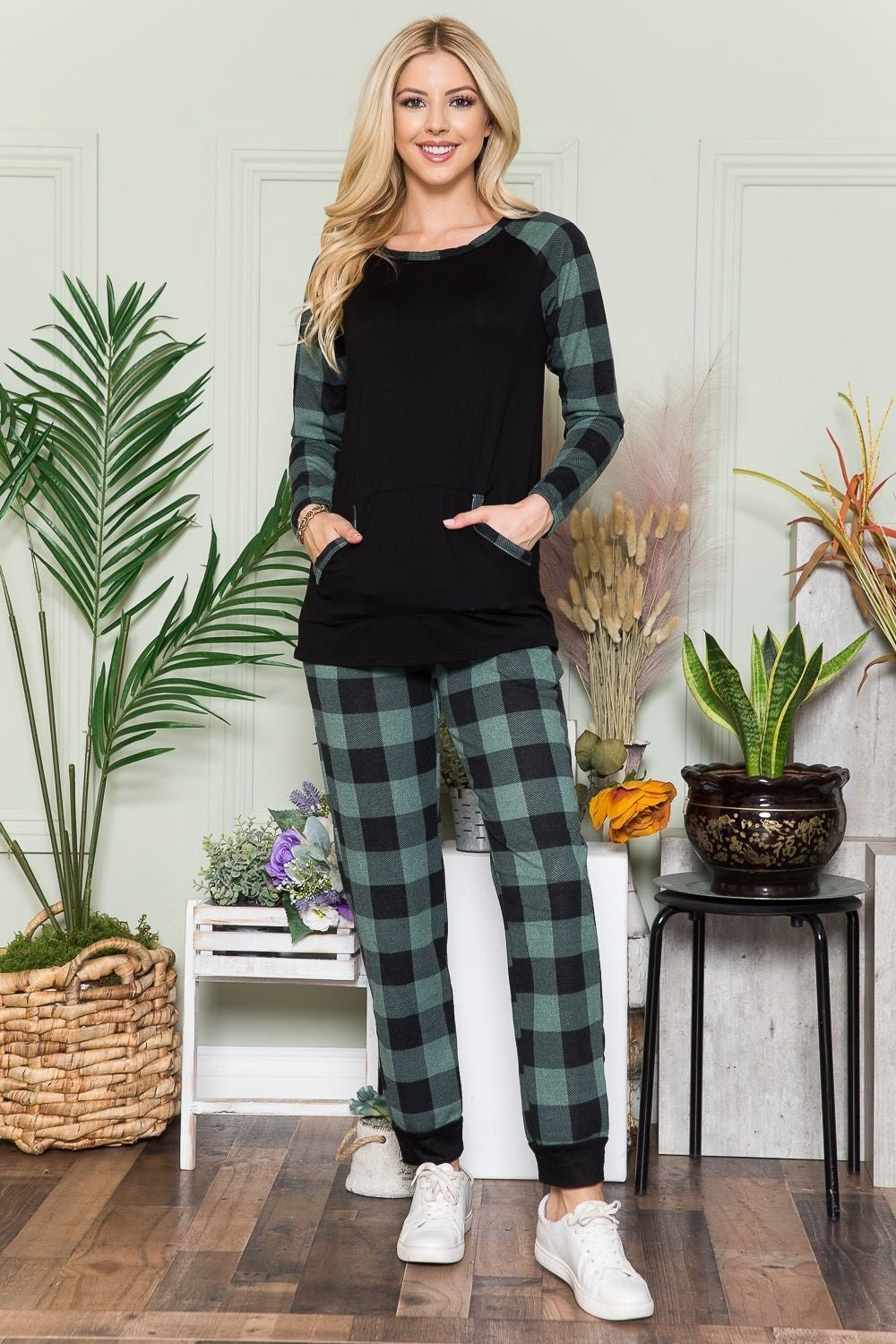 CELESTE - Green Plaid Long Sleeve T - Shirt with Pockets