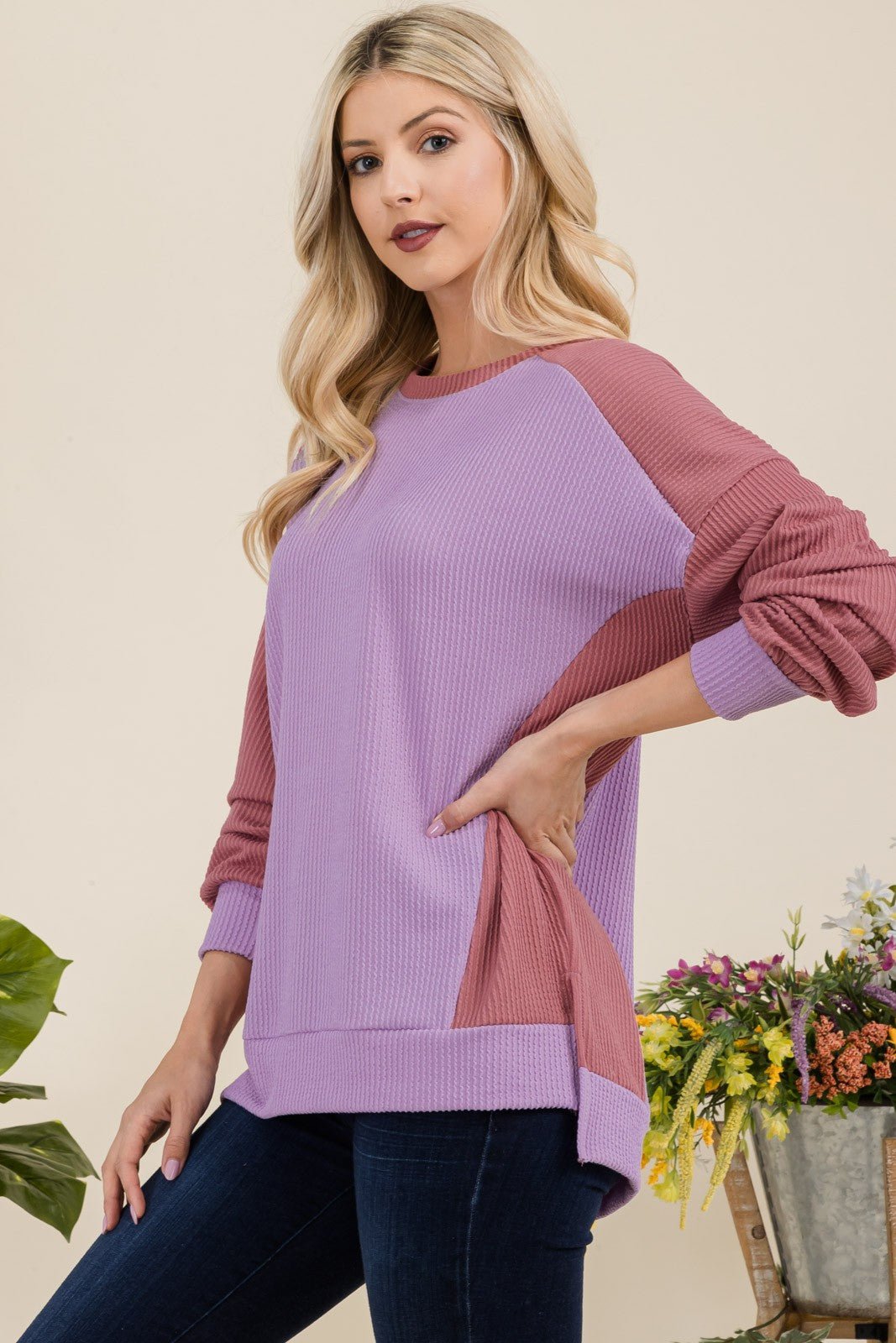 CELESTE - High - Low Hem Sweatshirt in Lavender