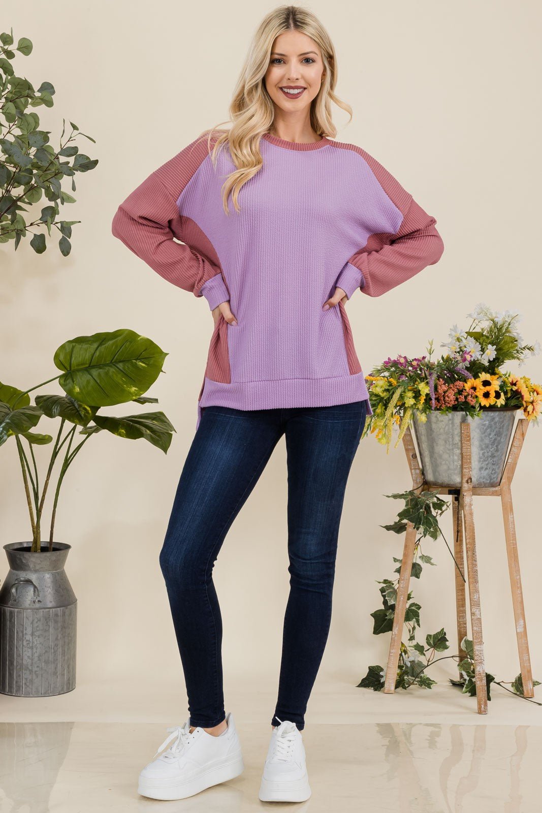 CELESTE - High - Low Hem Sweatshirt in Lavender