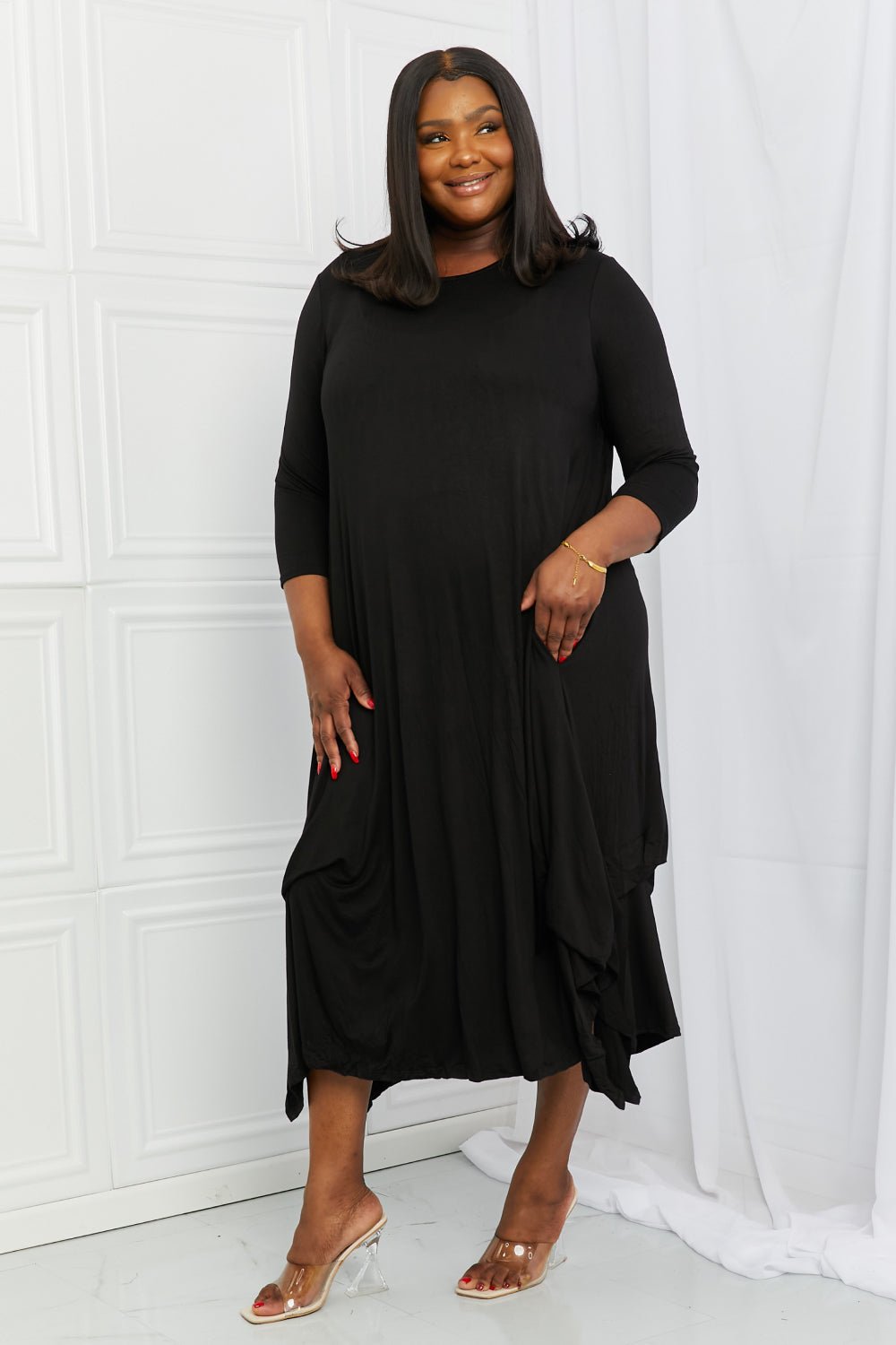 CELESTEPick - up Hem Asymmetric Midi Dress in Black