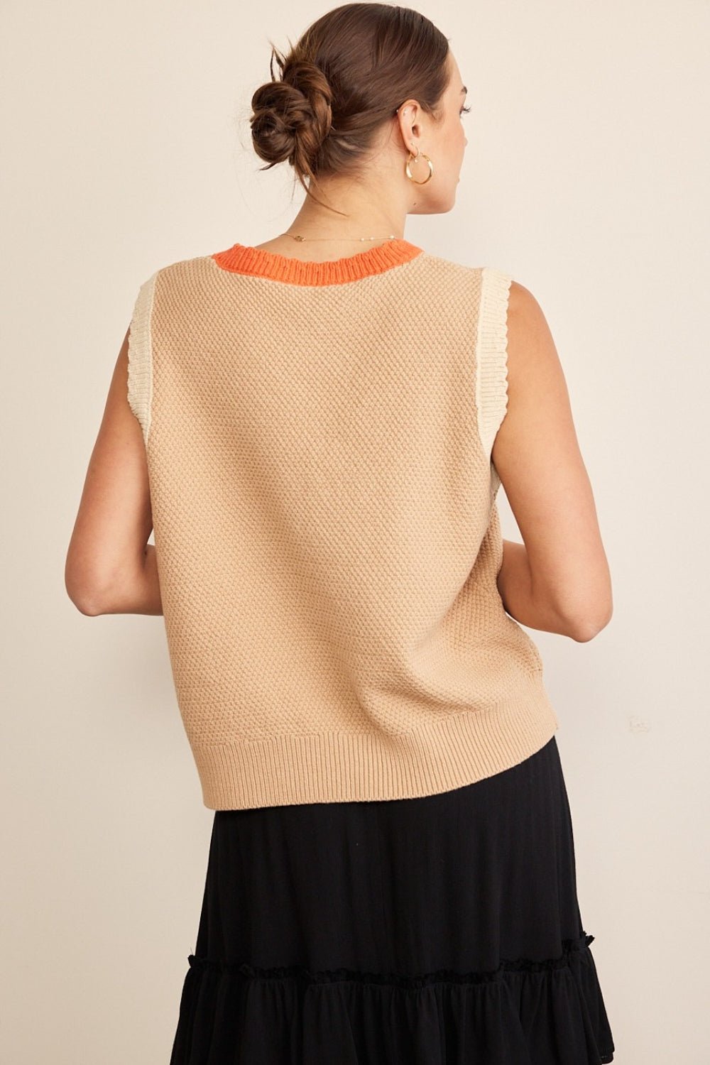 Contrast Crew Neck Sleeveless Sweater in Taupe MultiSweaterIN FEBRUARY