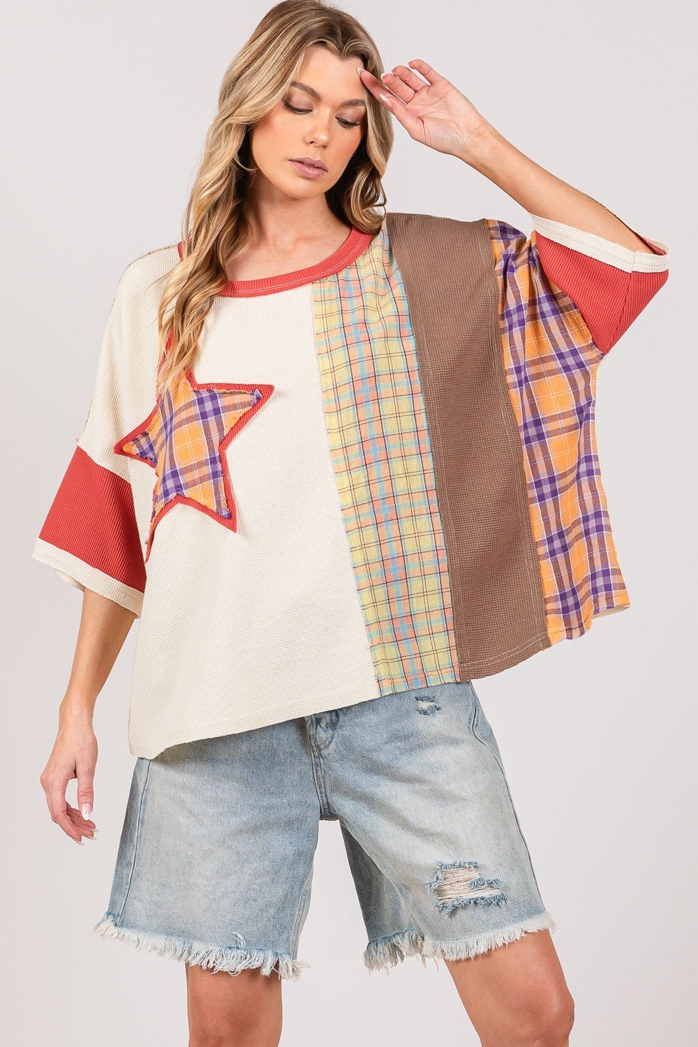 Crew Neck Plaid Star Patch T - Shirt in BerryT - ShirtSAGE+FIG