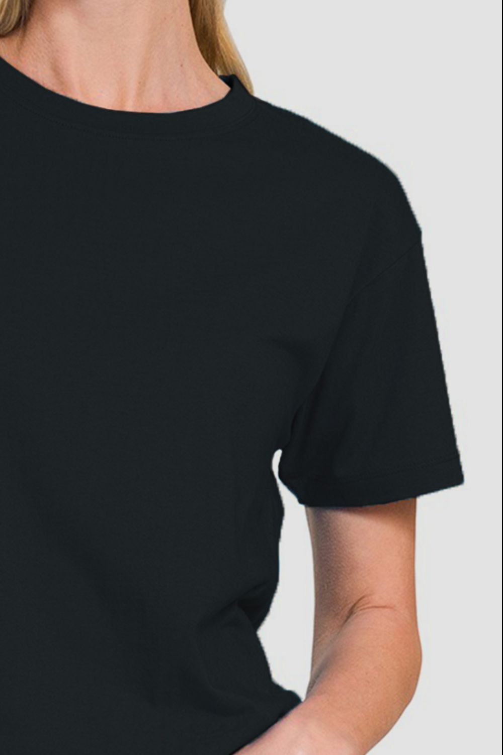 Crew Neck Short Sleeve Cropped T-Shirt in BlackT-ShirtZenana