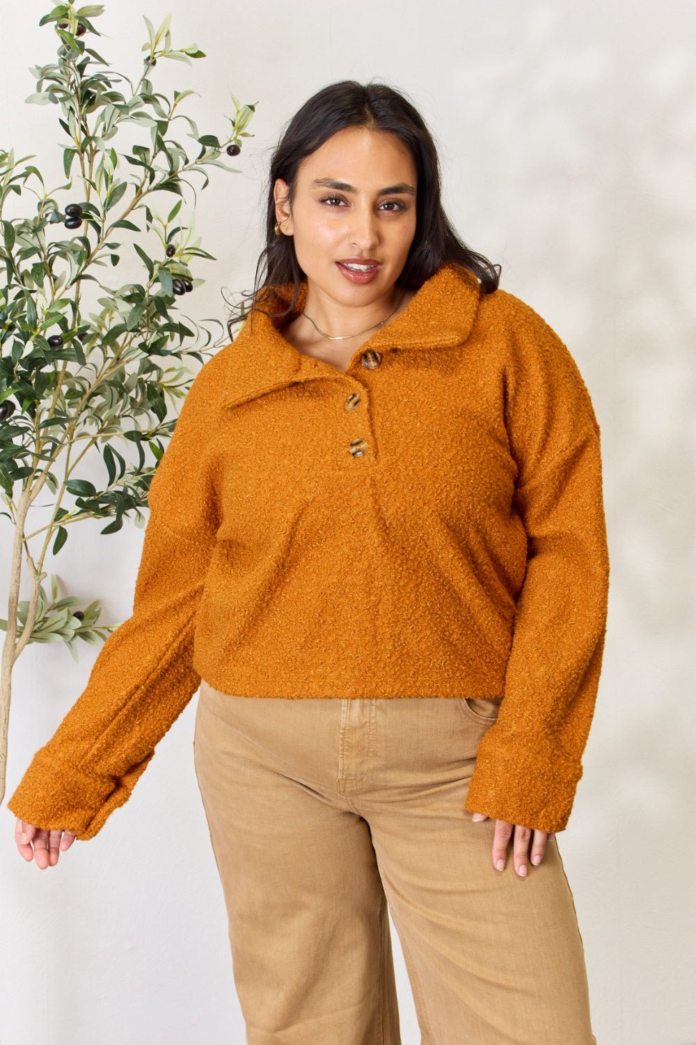 Culture Code - Half Button Turtleneck Sweatshirt in Ginger