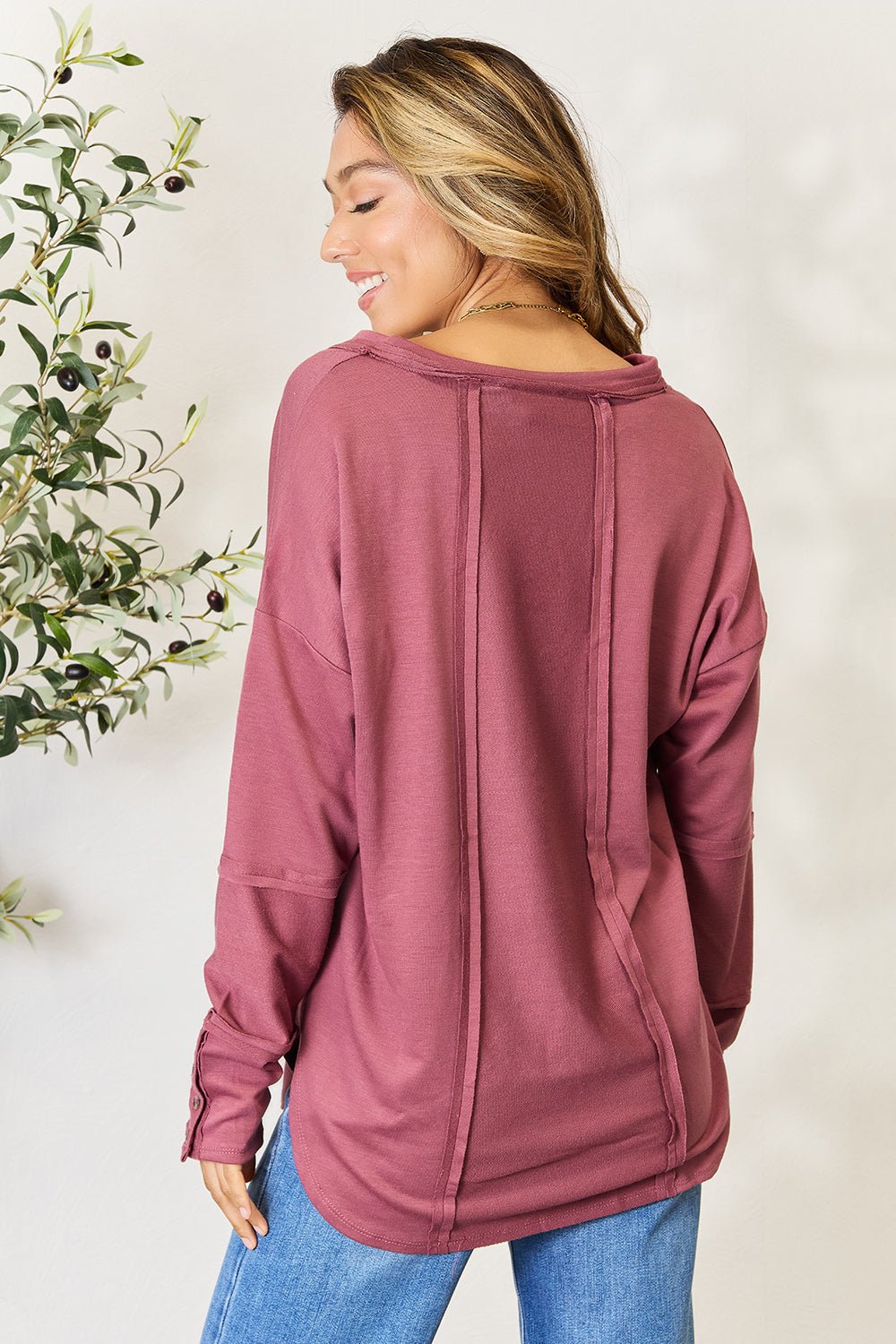 Culture Code - V - Neck Exposed Seams Long Sleeve Blouse in Dusty Berry