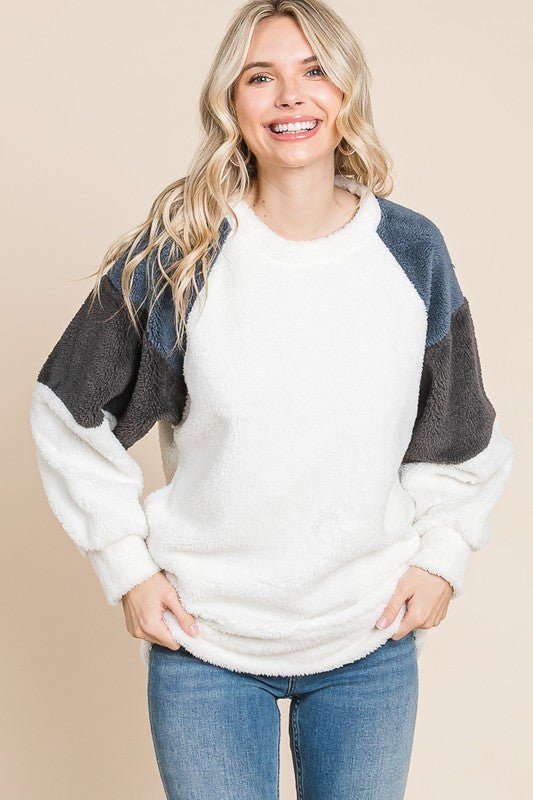 Culture Code - White Color Block Raglan Sleeve Fleece Sweatshirt