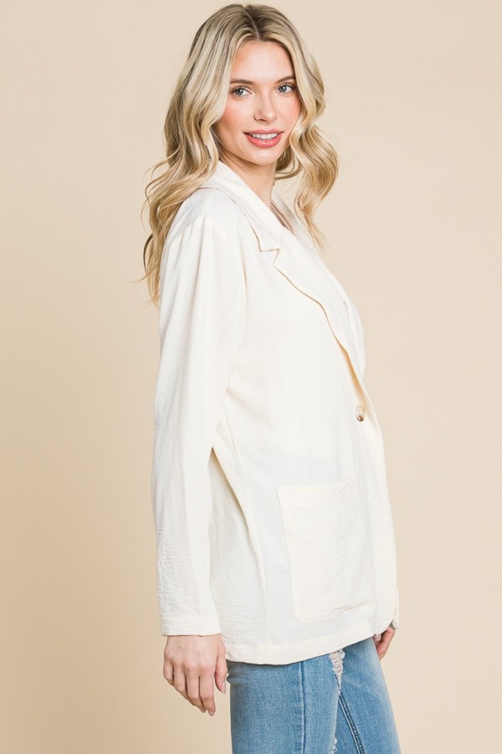 Culture CodeOne Button Long Sleeve Blazer with Pockets in New Ivory